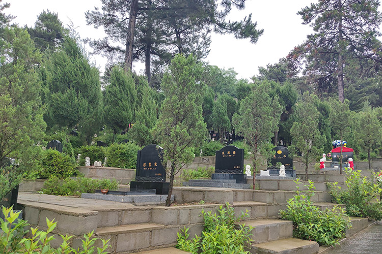沈阳墓地陵园水体的平面位置、形状、大小、深浅及施工方法